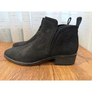 Dolce Vita Black Suede Chelsea Ankle Boots‎ Women's Size 7.5 Block Heel